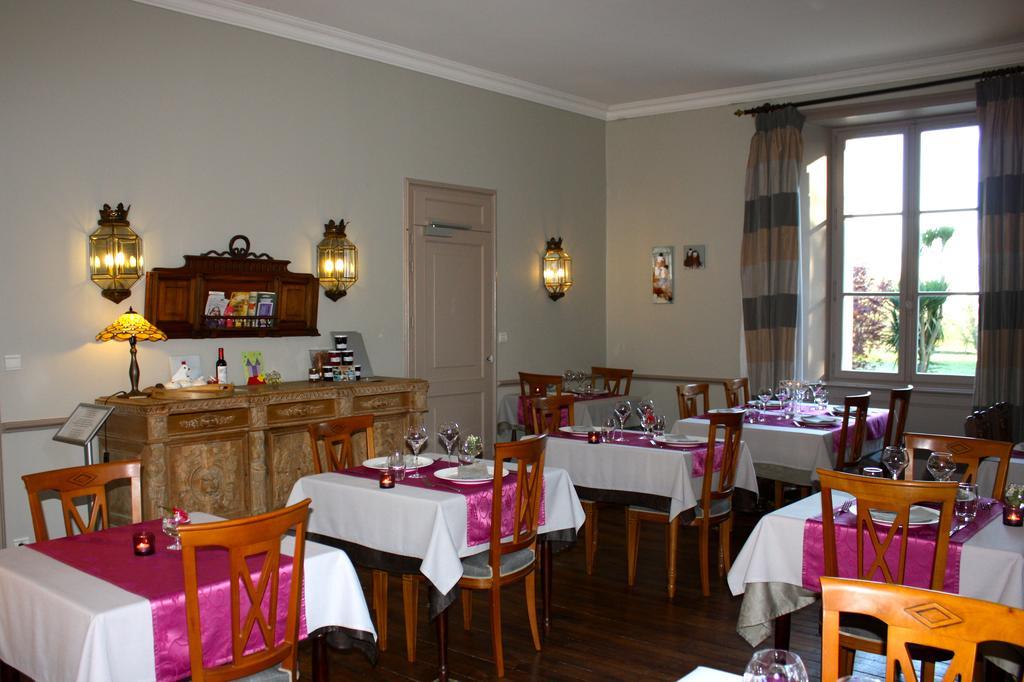 Domaine De Bodeuc Hotel Nivillac Exterior photo